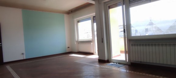 6-salle Appartement à Sassari, Italy No. 76117 37