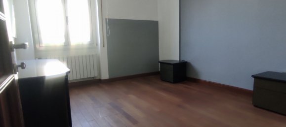 6-salle Appartement à Sassari, Italy No. 76117 47