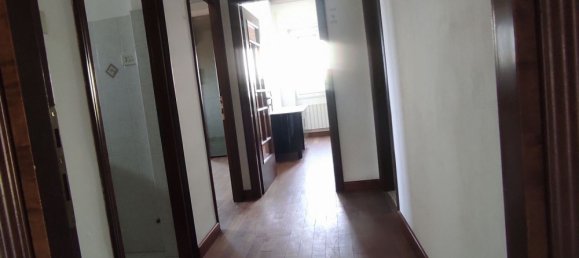 6-salle Appartement à Sassari, Italy No. 76117 43