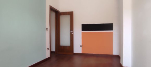 6-salle Appartement à Sassari, Italy No. 76117 24