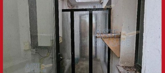 5 bedrooms Apartment in Rome, Italy No. 334088 28