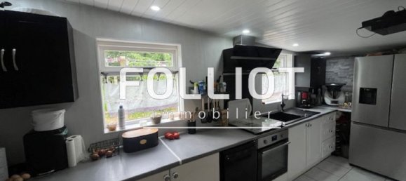 4 bedrooms House in Calvados, France No. 287293 3