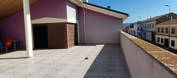 3 bedrooms Apartment in Zaragoza, Spain No. 164417 12