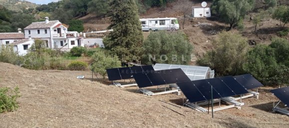 4 bedrooms House in Casares, Spain No. 136275 12