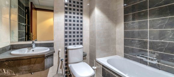 Apartamento de 2 dormitorios en CONQUEROR TOWER, Ajman Industrial Area, UAE No. 61712 2