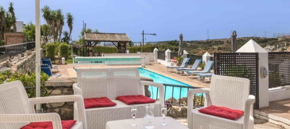 6 bedrooms Villa in Estepona, Spain No. 177892 22