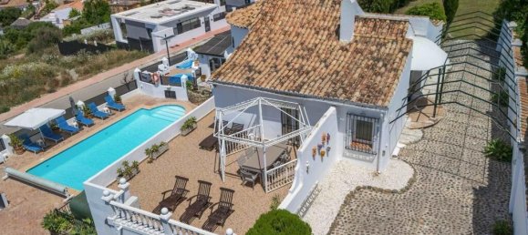 6 bedrooms Villa in Estepona, Spain No. 177892 5