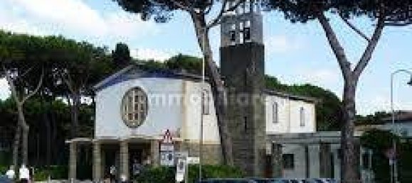 2 rooms Commercial property in Pisa, Italy No. 89552 5