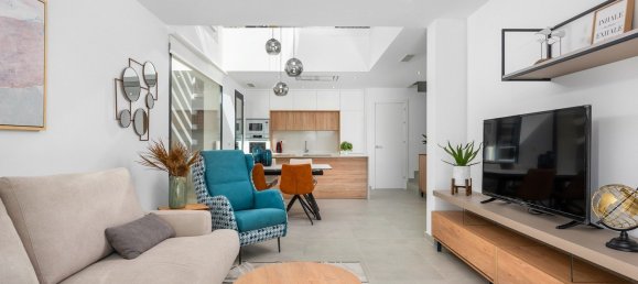 Villa de 3 dormitorios en Benijófar, Spain No. 6732 27