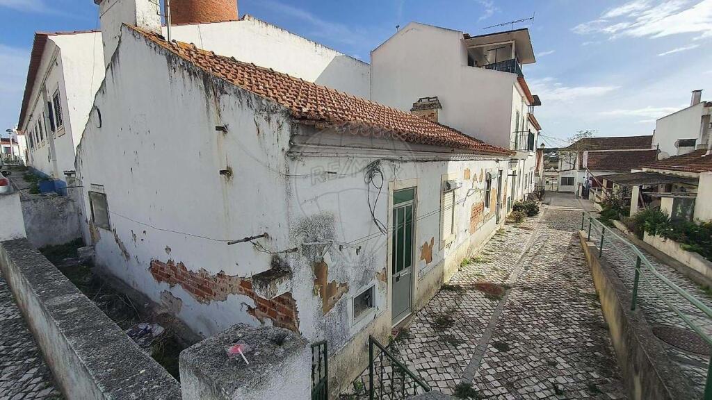 4 bedrooms Villa in Alcacer do Sal, Portugal No. 20053