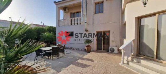 Propiedad comercial de 5 dormitorios en Pyla, Cyprus No. 67374 3