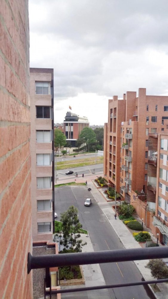 3 bedrooms House in Bogota, Colombia No. 10970