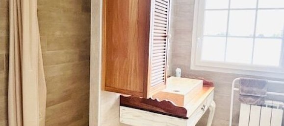 5 bedrooms House in Seine-Maritime, France No. 362915 9