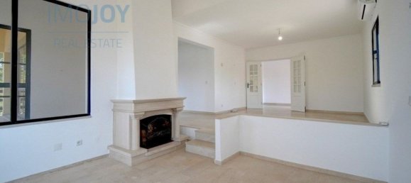 7 bedrooms House in Corroios, Portugal No. 137080 13