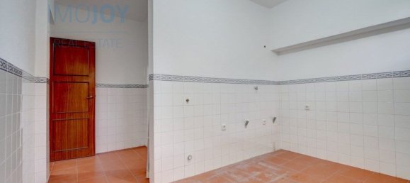 7 bedrooms House in Corroios, Portugal No. 137080 39