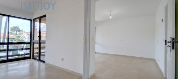 7 bedrooms House in Corroios, Portugal No. 137080 12