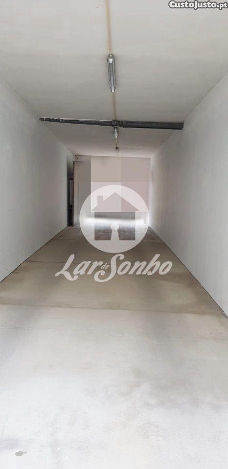  مرآب في Povoa de Varzim, Portugal رقم 43079