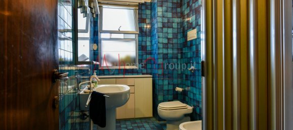 6 rooms Apartment in Padua, Italy No. 18099 12