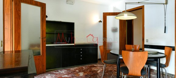 6 rooms Apartment in Padua, Italy No. 18099 5