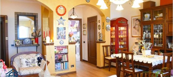 Apartamento de 2 dormitorios en Cinisello Balsamo, Italy No. 337962 4