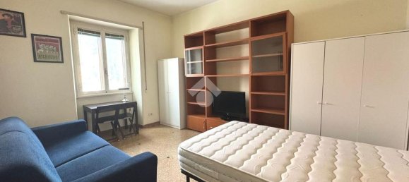 2 rooms Apartment in Rome, Italy No. 276496 7
