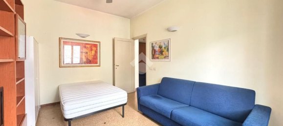 2 rooms Apartment in Rome, Italy No. 276496 9