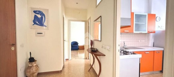 2 rooms Apartment in Rome, Italy No. 276496 2