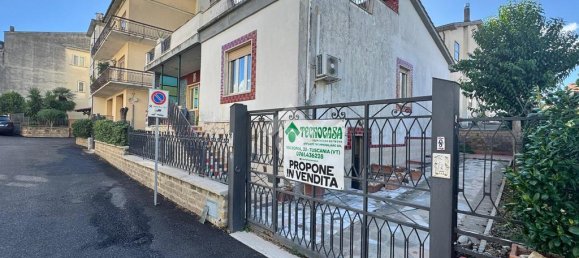 3 Schlafzimmer Wohnung in Tuscania, Italy, Nr. 320836 3