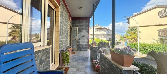 3 Schlafzimmer Wohnung in Tuscania, Italy, Nr. 320836 37