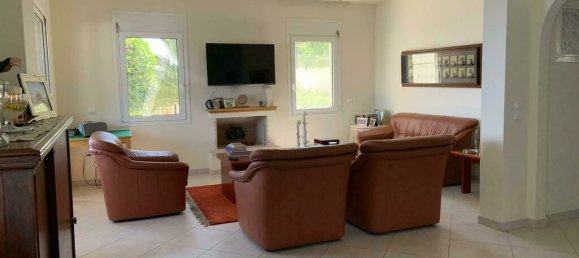 232m² Villa in Arcadia, Greece No. 1983 7