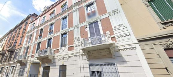 3 rooms Apartment in Milan, Italy No. 263925 2