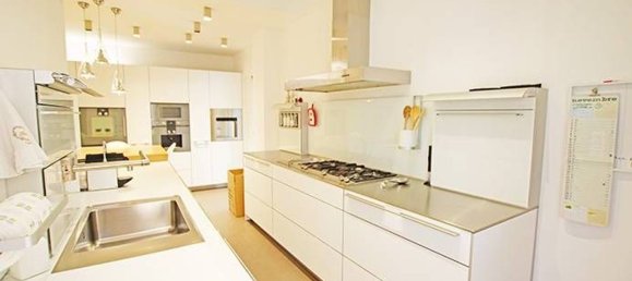 Квартира с 6 спальнями в Бергамо, Италия № 364763 15