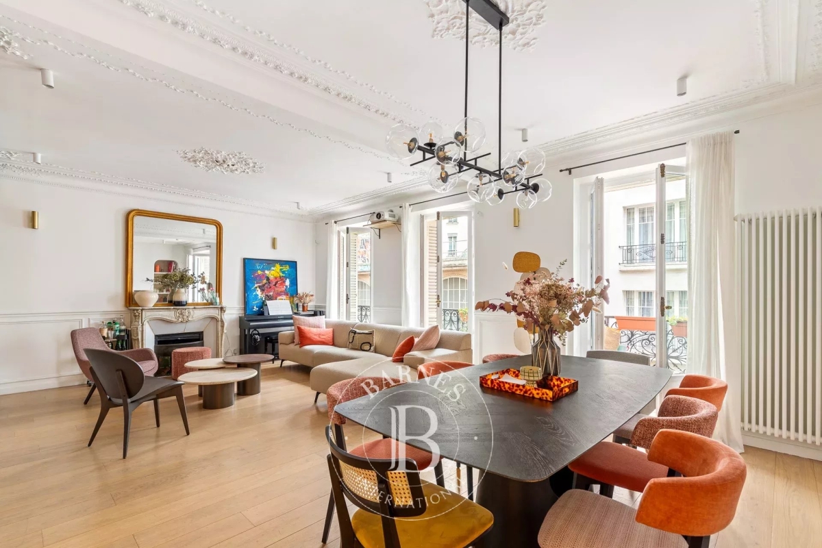 5-Zimmer Wohnung in Paris, France, Nr. 108744