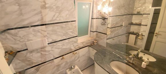 Apartamento de 4 habitaciónes en Molfetta, Italy No. 182677 10