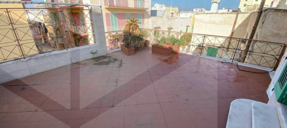 Apartamento de 4 habitaciónes en Molfetta, Italy No. 182677 7