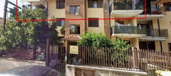 7غرفة شقة في Caserta, Italy رقم 7589 3