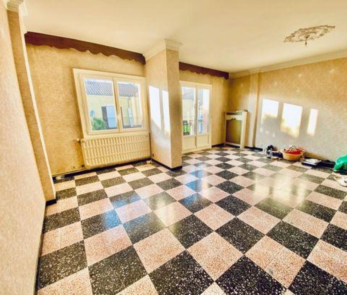 شقة 2 غرف نوم  في Ales, France رقم 35065