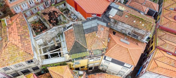 9 bedrooms Building in Porto, Portugal No. 129343 18