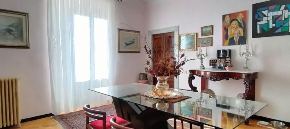 8 rooms Apartment in Carrara, Italy No. 222013 26