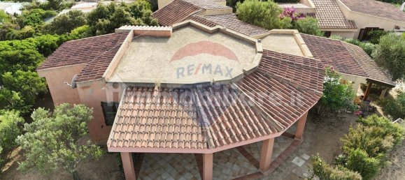 2 Schlafzimmer Wohnung in Trinità d'Agultu e Vignola, Italy, Nr. 350164 2