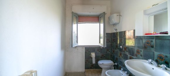 5 rooms House in Bucchianico, Italy No. 212154 6