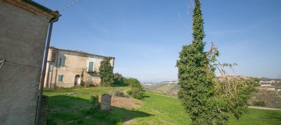 5 rooms House in Bucchianico, Italy No. 212154 11
