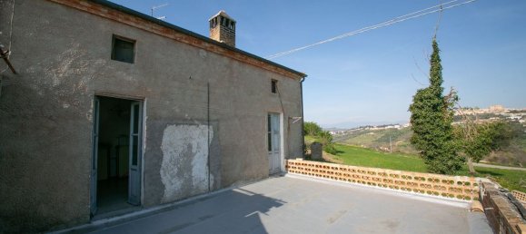 5 rooms House in Bucchianico, Italy No. 212154 10