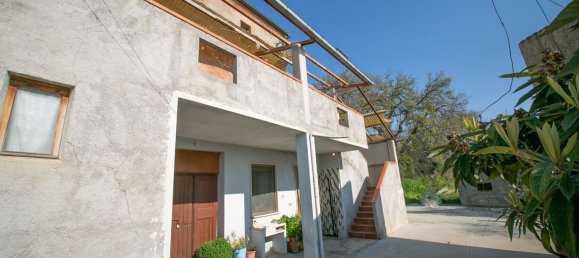 5 rooms House in Bucchianico, Italy No. 212154 14