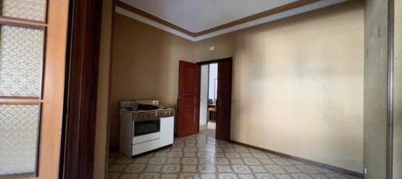 5 rooms Apartment in Fiuggi, Italy No. 222648 2