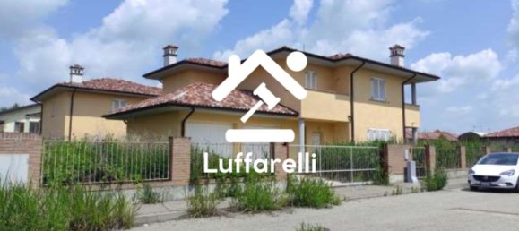 Дом с 10 комнатами в Ронкаро, Италия № 7656 64