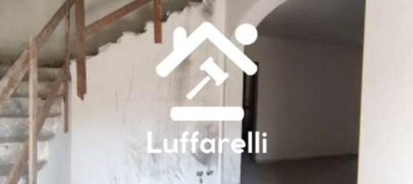 Дом с 10 комнатами в Ронкаро, Италия № 7656 7