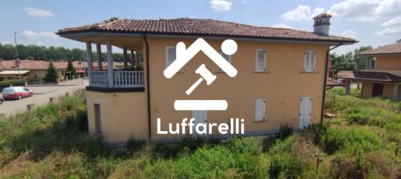 Дом с 10 комнатами в Ронкаро, Италия № 7656 2