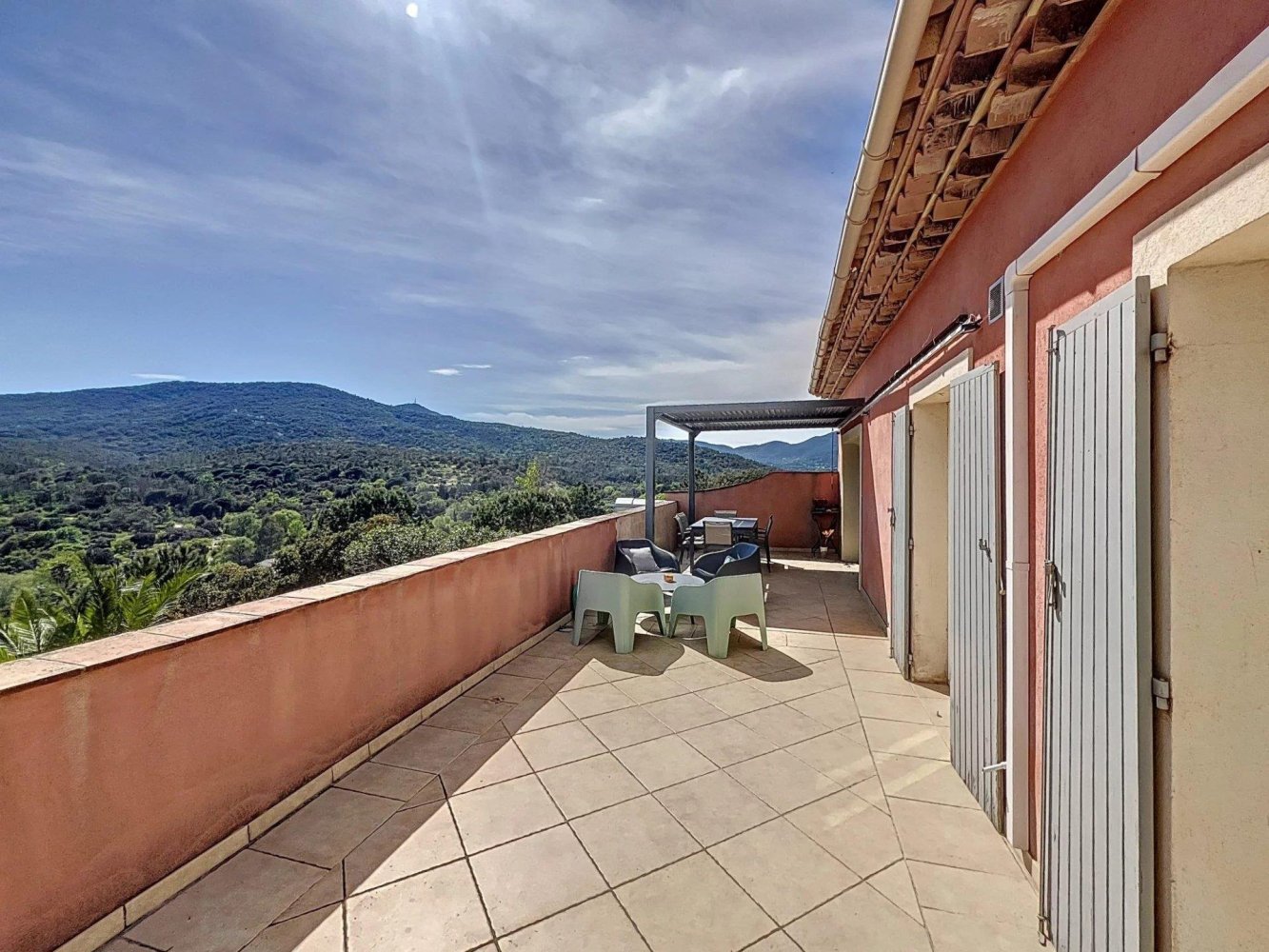 Duplex T3 em Sainte-Maxime, France N.º 353238