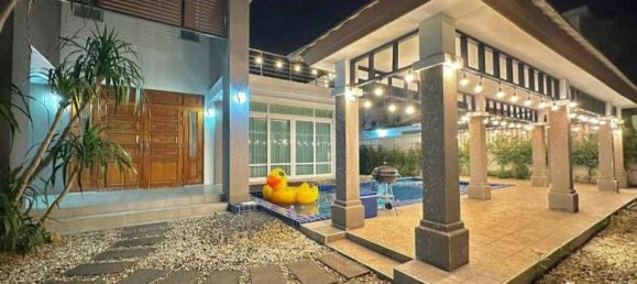 4 bedrooms Cafe / restaurant in Pattaya, Thailand No. 8736 19